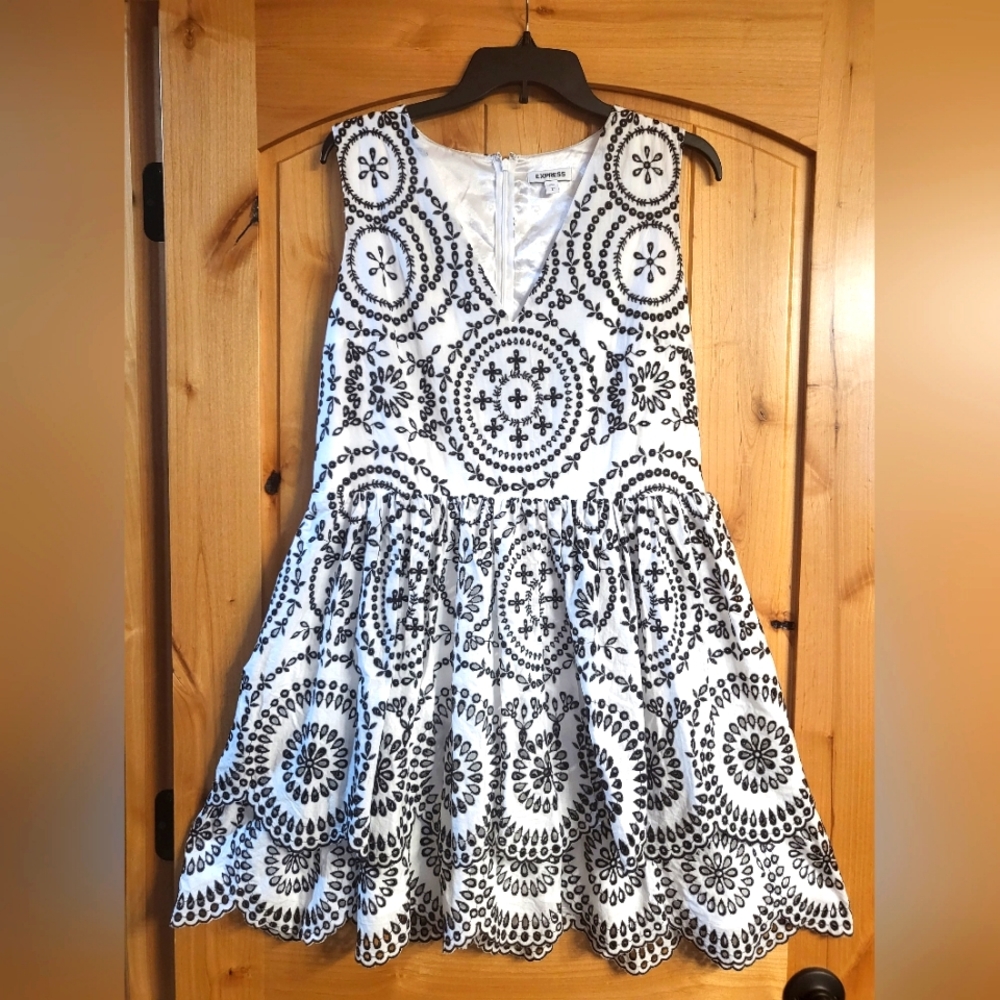 EXPRESS Black & White Dress